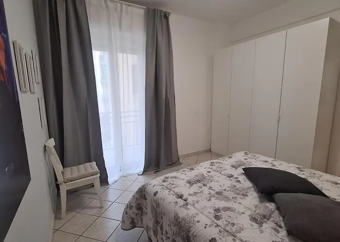 Re Sole Lägenhet Alassio